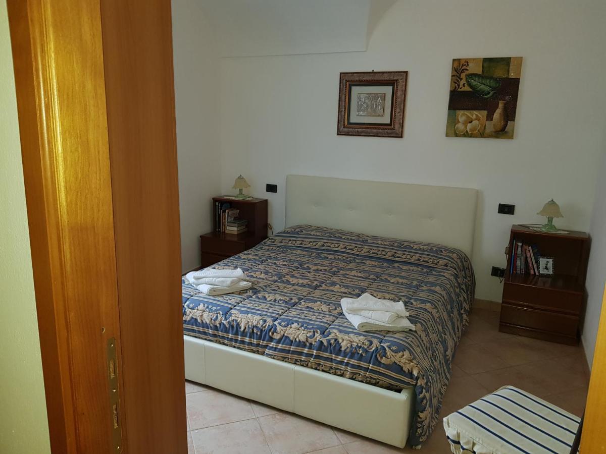 B&B Da Antonella Bosa Luaran gambar