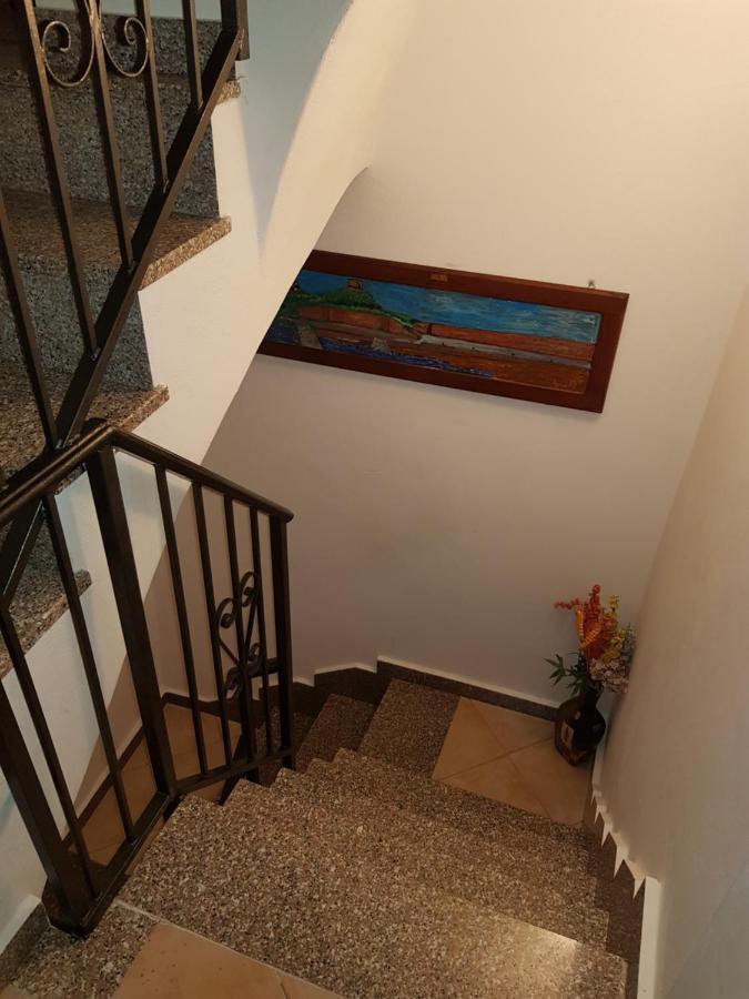 B&B Da Antonella Bosa Luaran gambar