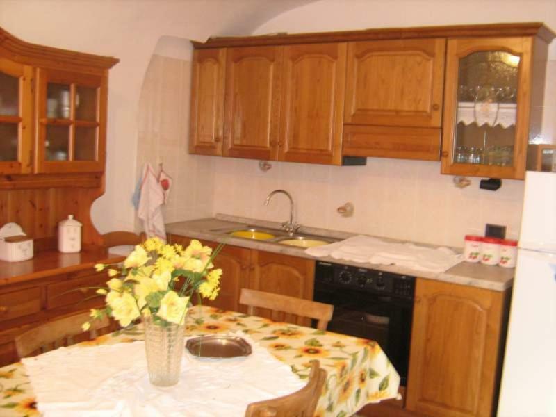 B&B Da Antonella Bosa Luaran gambar